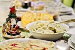 Fot. Monkpress/East News. Chrzanow 20.11.2018.  Potrawy i dekoracje na stol wigilijny.
n/z uszka z grzybami